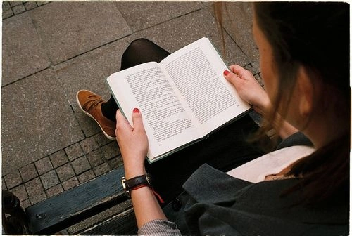 3 Books That Actually Help With Anxiety and Stop the Overthinking